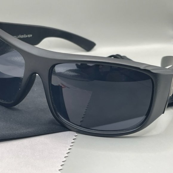 New Quiksilver Sunglasses - Picture 1 of 3